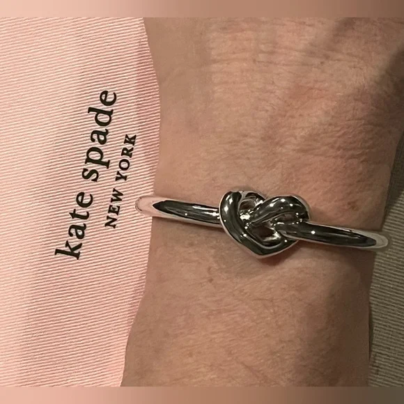 Kate Spade Silver Tone Loves Me Knot Cuff Bracelet NWT and dust bag - Picture 3 of 9